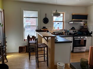 3102 N Pierce St, Milwaukee, WI 53212