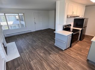 6100 24th Ave NW APT 9, Seattle, WA 98107