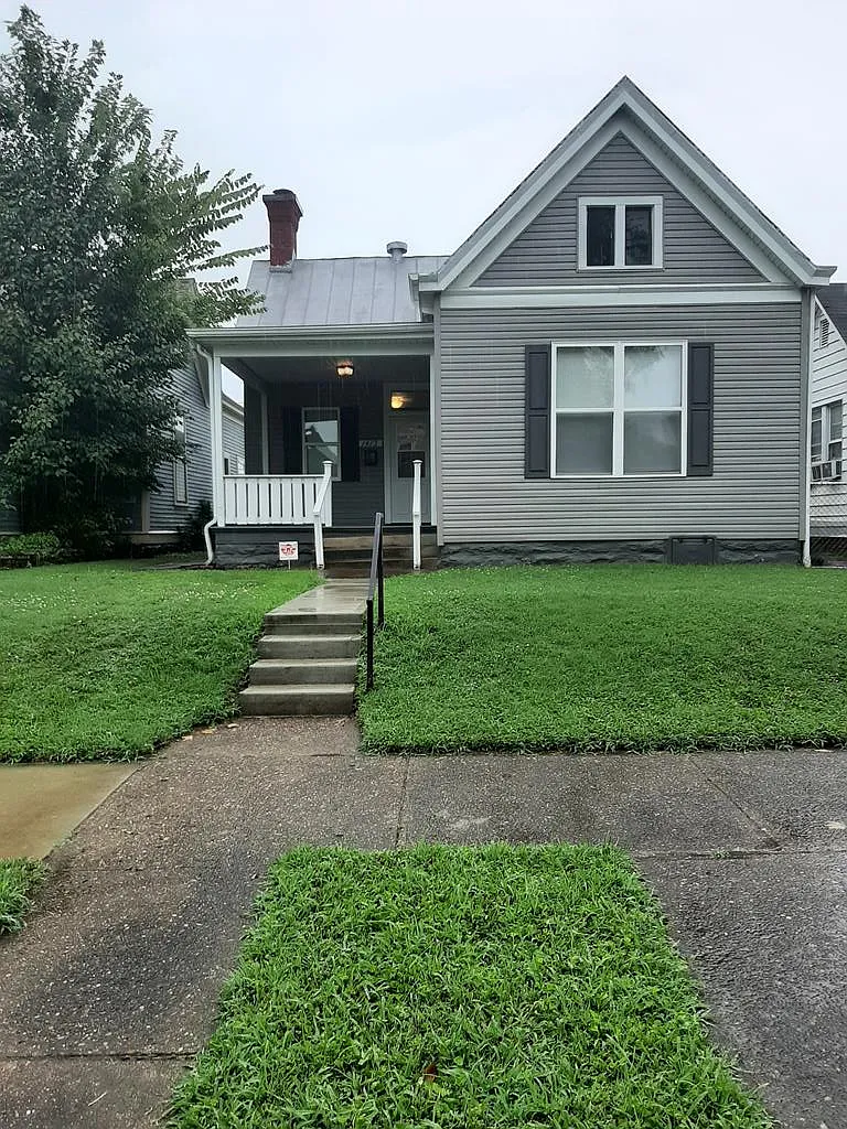 1413 Franklin Ave photo 1