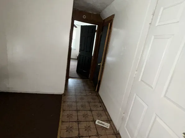 2034 Switzer Ave, Saint Louis, MO 63136