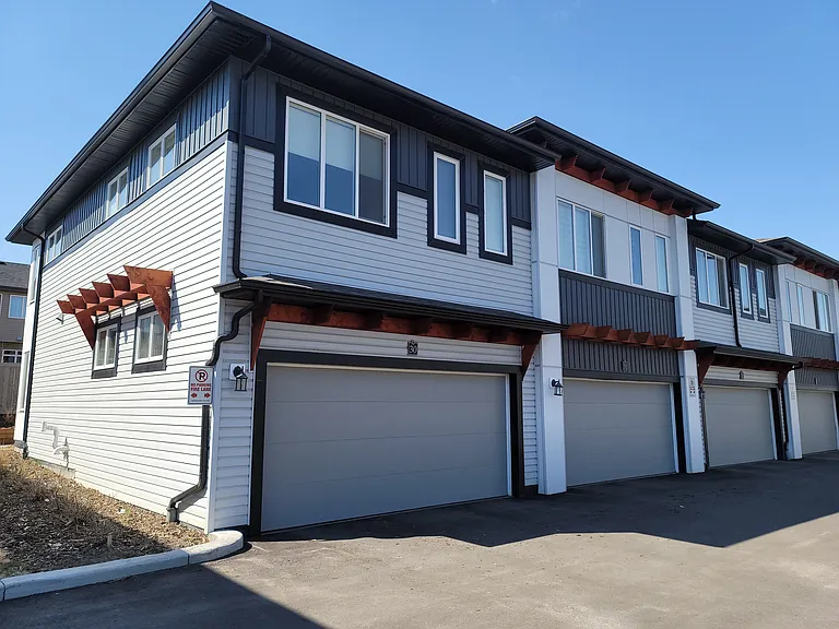 446 Allard Blvd SW #30 — Photo 3