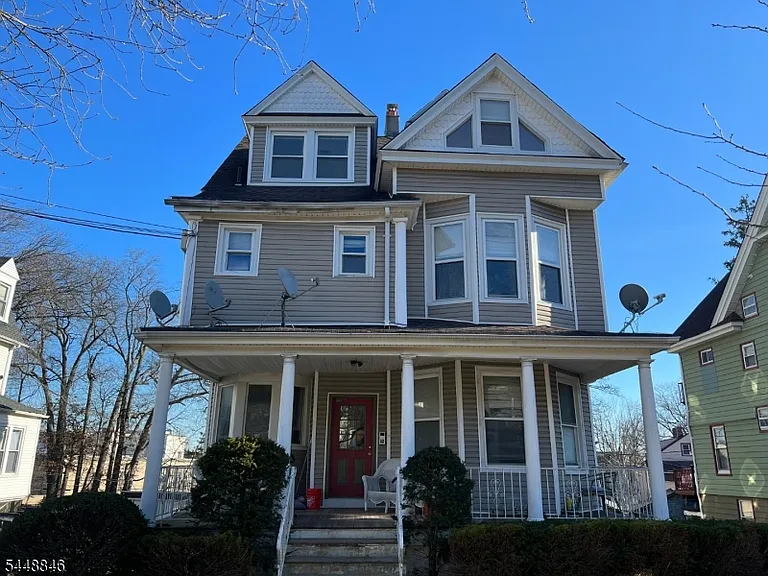 43 S Willow St #5 — Photo 2