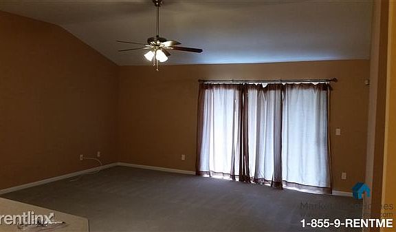 4th image of 9134 Jennifer Ln
