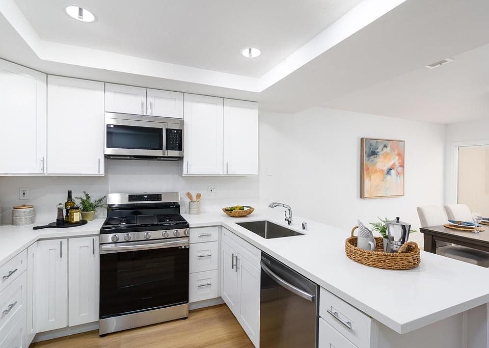 1st image of 10160 Gayuba Ln