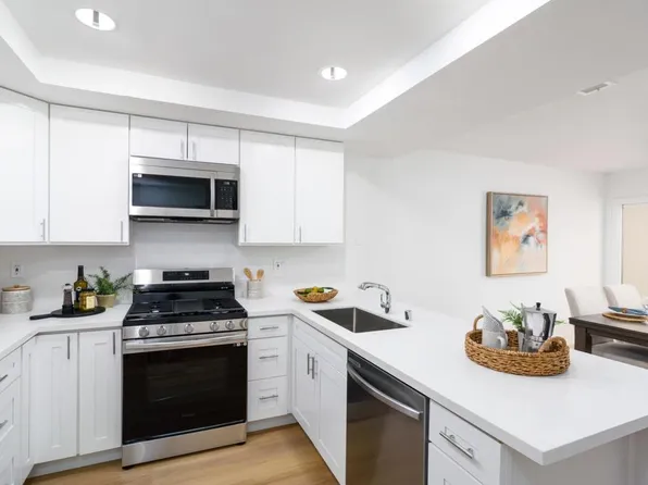 10160 Gayuba Ln, San Diego, CA 92124