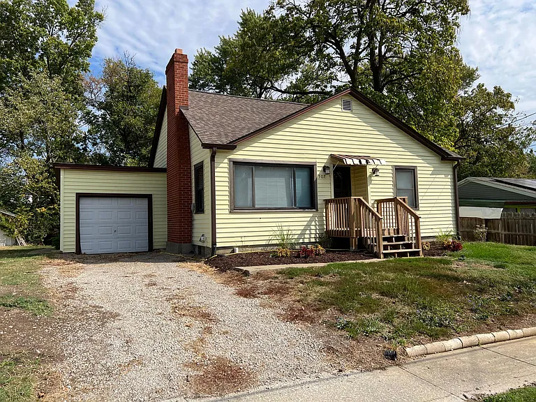 507 W Sexton Rd — Photo 1