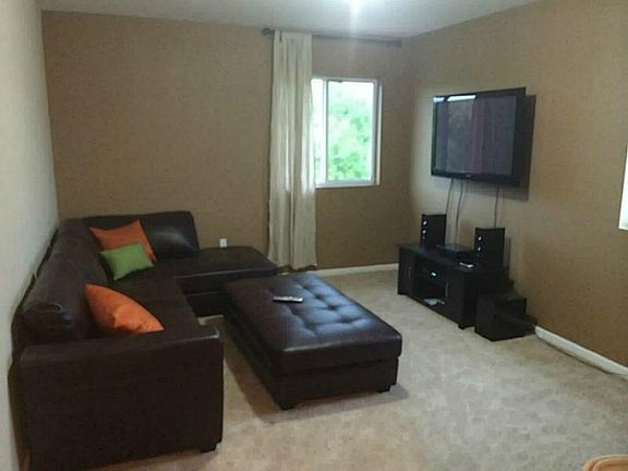 4th image of 28508 Sw 131 Ct