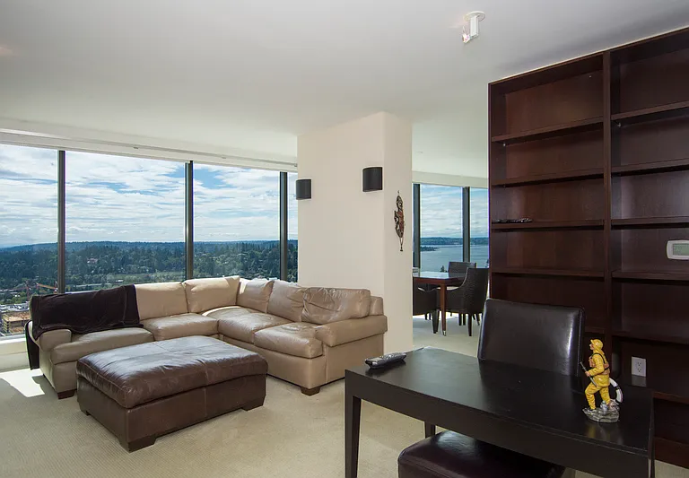 650 Bellevue Way NE #2404 — Photo 27