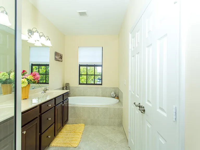 10426 Wellington Parc Dr #1 — Photo 14
