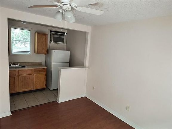 4th image of 7517 Benjamin St APT 2