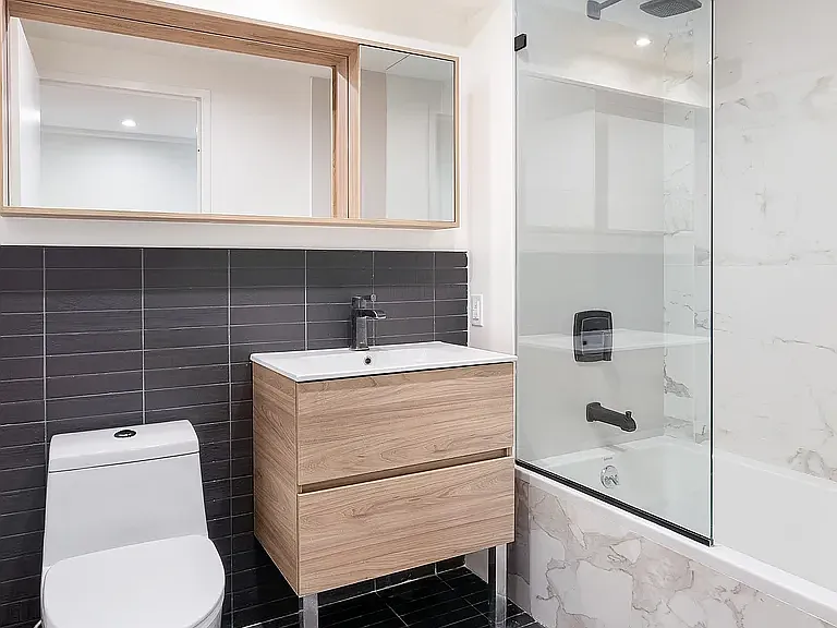 25 Bruckner Blvd #4L — Photo 10