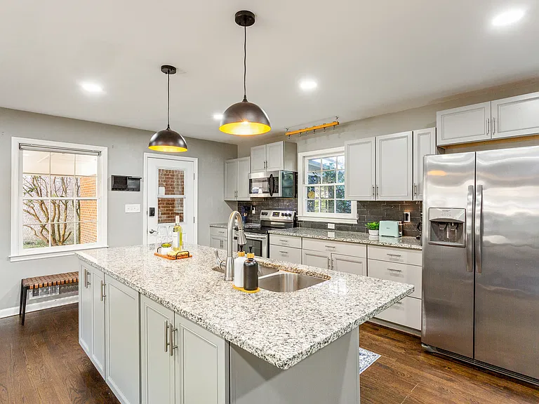 3987 Allenwood Way — Photo 8
