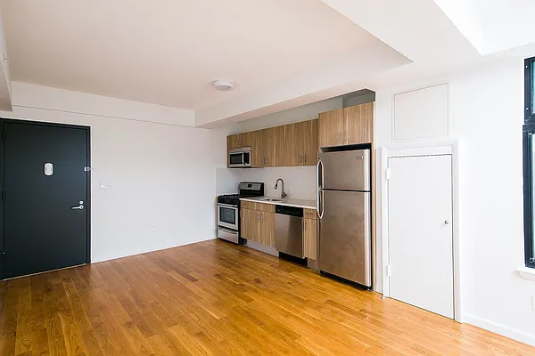 Rented by Nooklyn NYC LLC | media 14