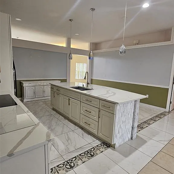 807 Massy Ct — Photo 4