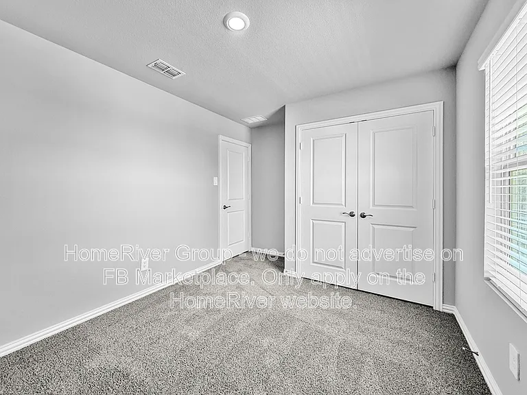 414 Bertney Dr — Photo 17