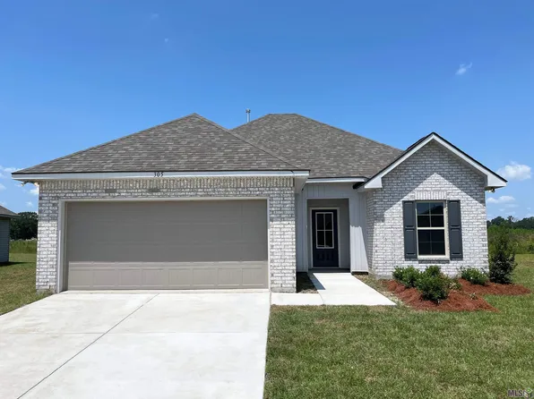 305 Westview Crossing Pkwy, Port Allen, LA 70767