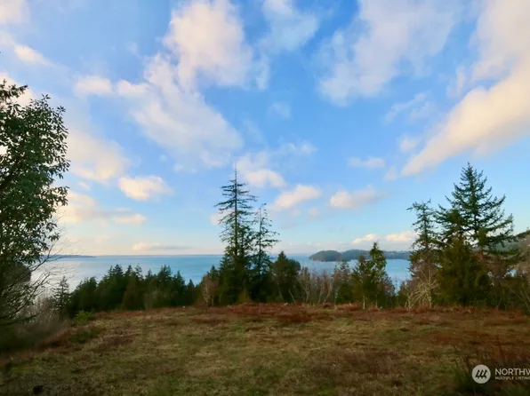 556 Heron Point Lane, Bellingham, WA 98229