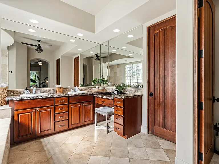 56738 Palms Dr — Photo 21