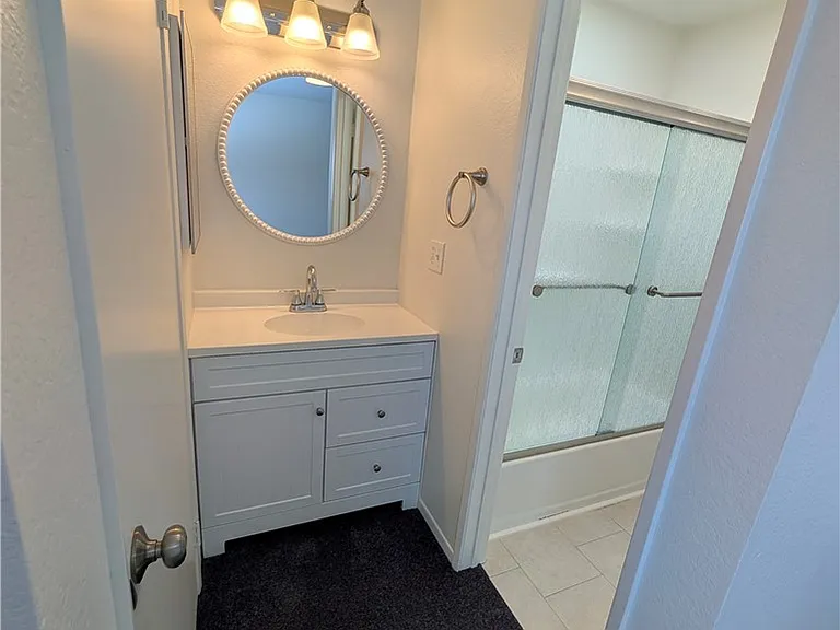 529 E Colorado Blvd #D — Photo 29