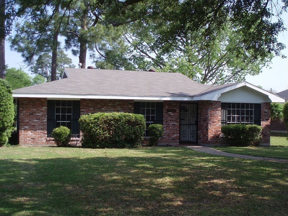 2417 Oak Park Blvd, Lake Charles, LA 70601 Zillow