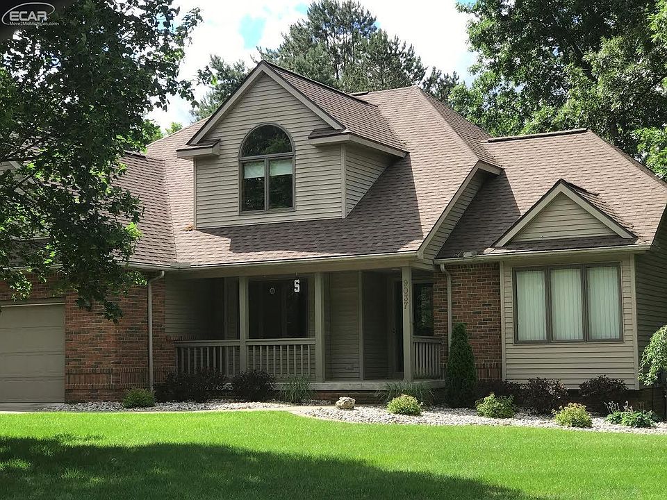 1st image of 9037 Twin Oaks Ct