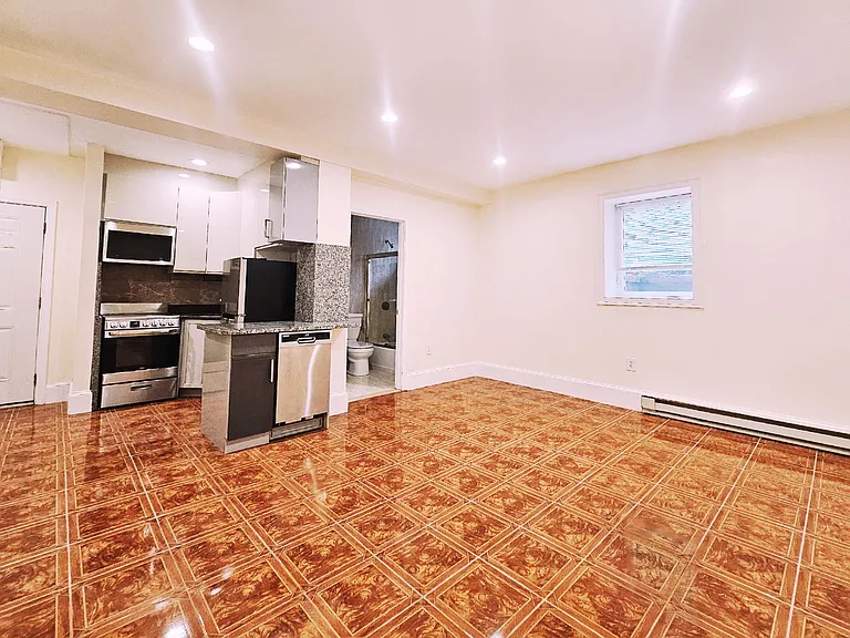 69 Babcock St #18 — Photo 5