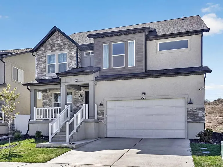 777 N Bennedict Dr — Photo 1