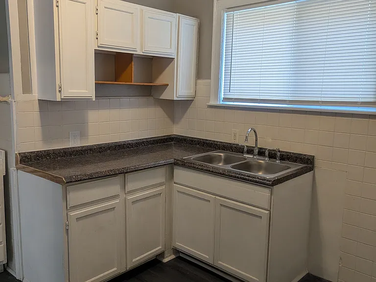 3825 Waverly St #1 — Photo 7
