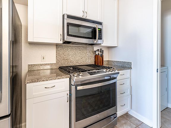 5th image of 1288 E Hillsdale Blvd #B-303