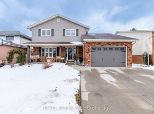 10 Bascary Cres, Saint Catharines, ON L2S 3M7
