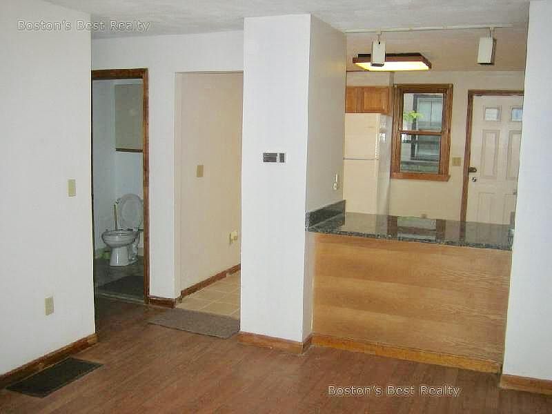 2nd image of 39 Ashford St #31A