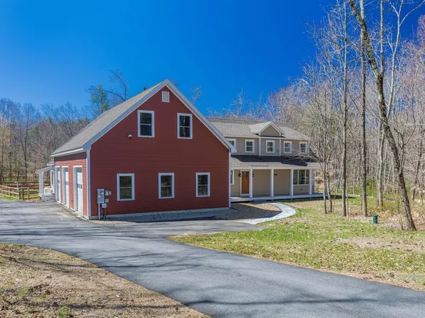 90 Mast Road, Lee, NH 03861