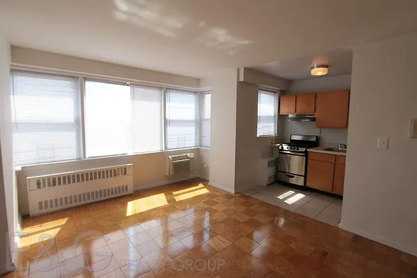 Rented by E and G Realty Group | media 8