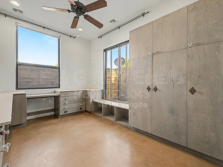 304 S Wilson St — Photo 17