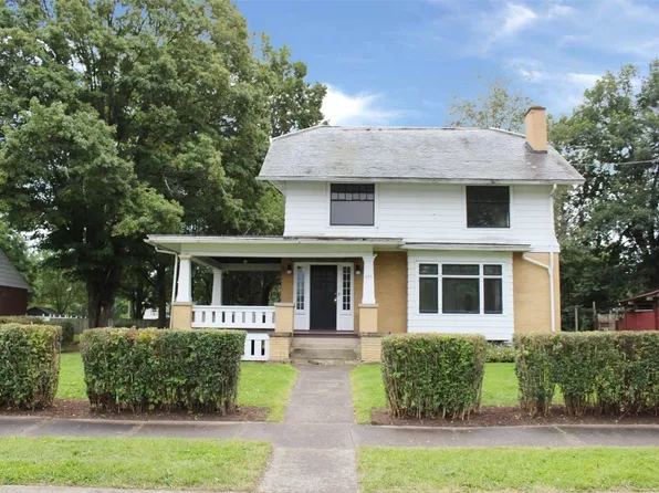 635 Mount Zoar St, Elmira, NY 14904