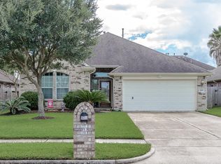 4910 Chase Stone Dr, Bacliff, TX 77518