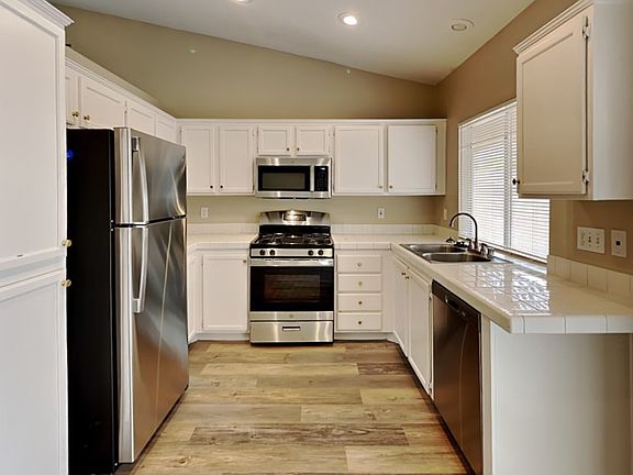 5th image of 4800 Rancho Linda Ct #A1