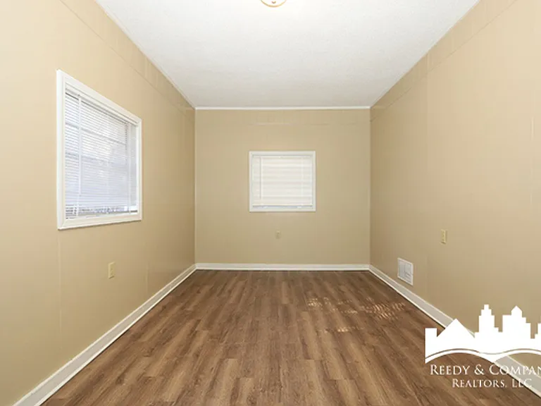 3733 Miami Ave — Photo 10