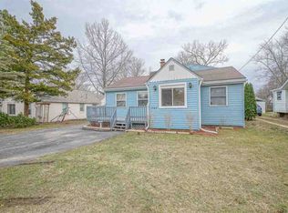 523 Sawyer Rd, Rockford, IL 61109