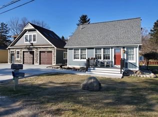 9931 Winston Rd, Pinckney, MI 48169