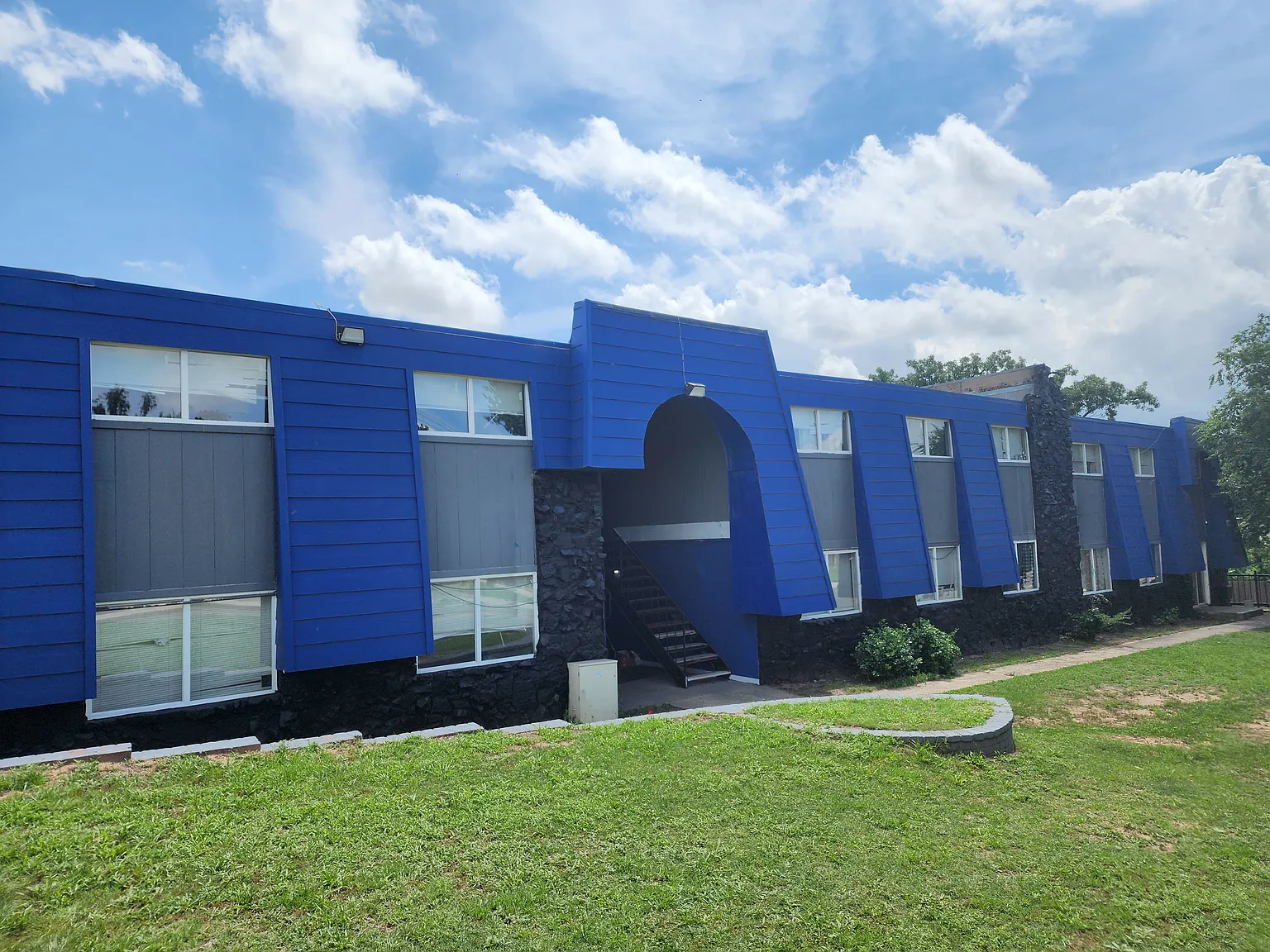 The Heritage Ridge Apartments — Photo 2