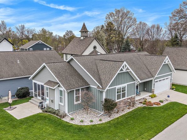 111 Lillybells Ct, Spring Lake, MI 49456
