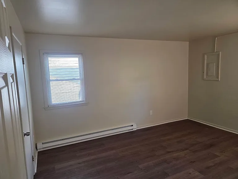 83 Brevator St — Photo 10