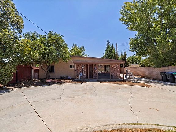 3rd image of 40041 Dutton St