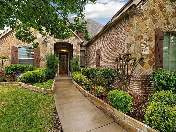 3rd image of 8301 Southridge Ct