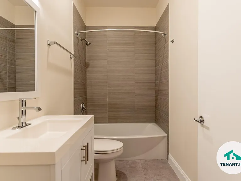 8 E Fayette St #403 — Photo 8