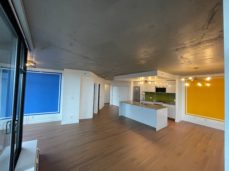 128 Cordova St W #1806 — Photo 3