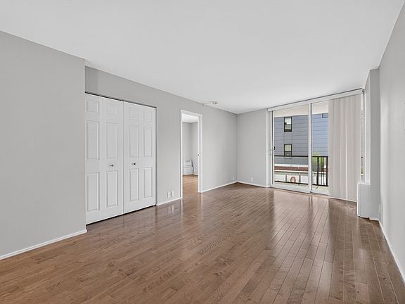 2nd image of 19 Winchester St APT 208
