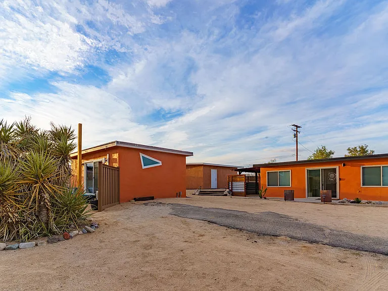 6244 Carodean Rd #B — Photo 13