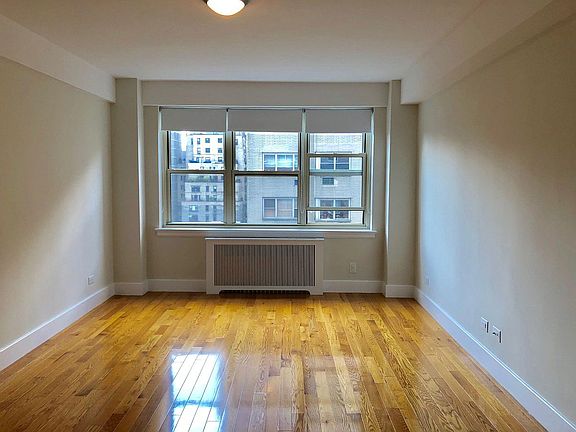 5th image of 41 Park Ave APT 15F